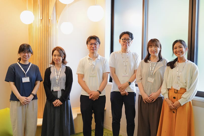 スタッフとお子さんのイメージ